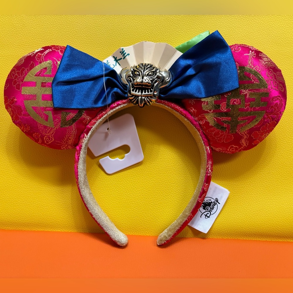 Disney Pink and Blue Minnie Mouse Hair Accessories